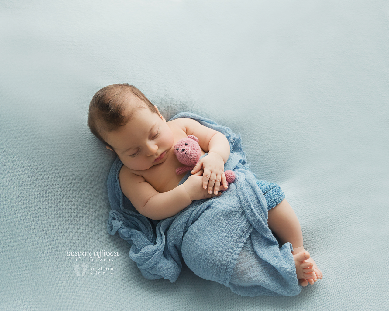 7-8-Weeks-Brisbane-Baby-Photographer-Sonja-Griffioen-11.jpg