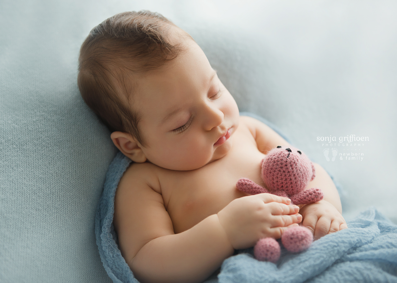 7-8-Weeks-Brisbane-Baby-Photographer-Sonja-Griffioen-13.jpg