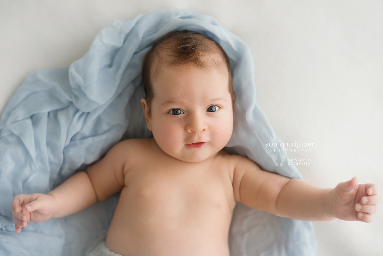 7-8-Weeks-Brisbane-Baby-Photographer-Sonja-Griffioen-20.jpg