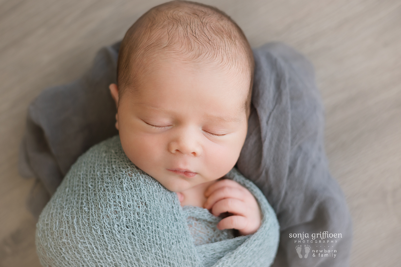 Aaron-Newborn-Brisbane-Newborn-Photographer-Sonja-Griffioen-05.jpg