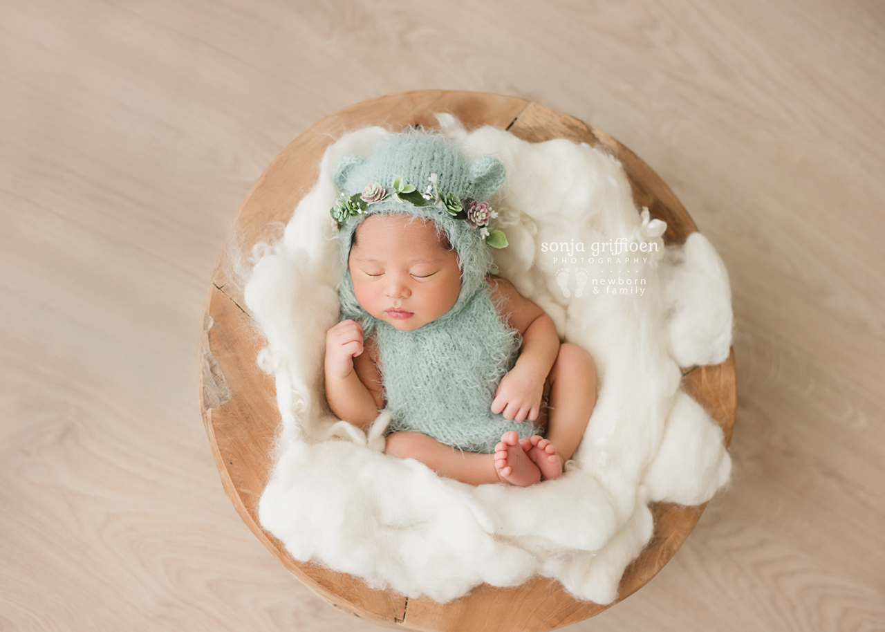 Adelina-Newborn-Brisbane-Newborn-Photographer-Sonja-Griffioen-03.jpg