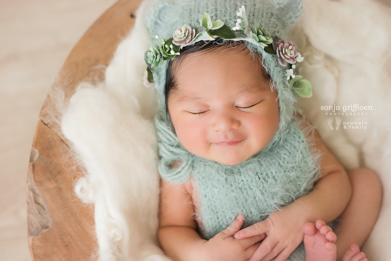 Adelina-Newborn-Brisbane-Newborn-Photographer-Sonja-Griffioen-04.jpg