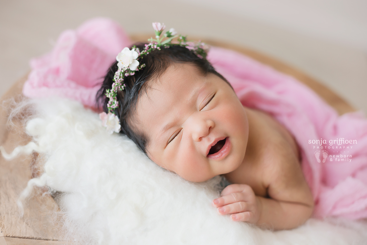 Adelina-Newborn-Brisbane-Newborn-Photographer-Sonja-Griffioen-10.jpg
