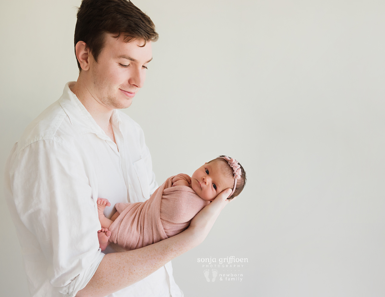 Alessia-Newborn-Brisbane-Newborn-Photographer-Sonja-Griffioen-01.jpg