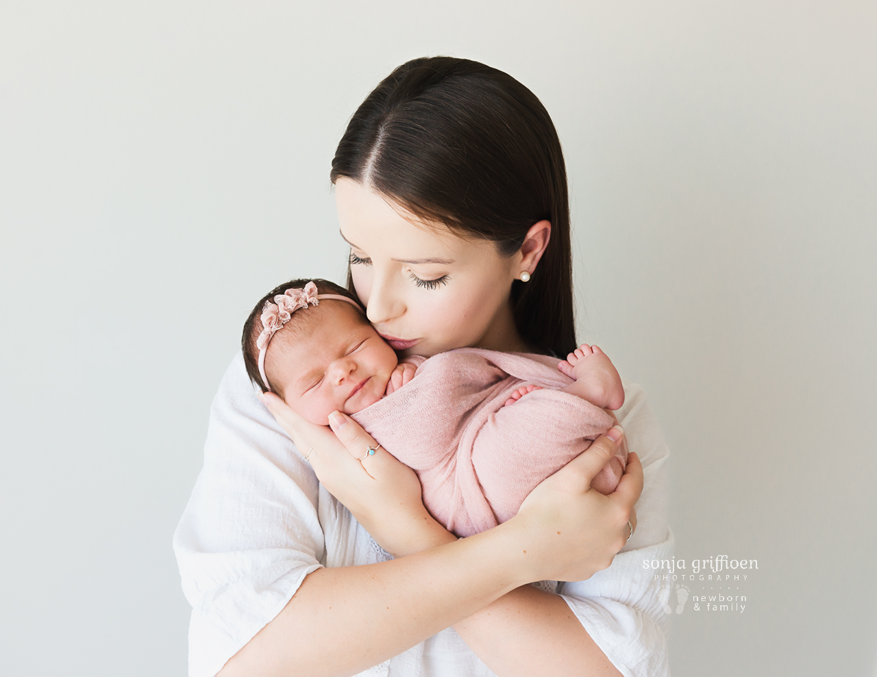 Alessia-Newborn-Brisbane-Newborn-Photographer-Sonja-Griffioen-04.jpg