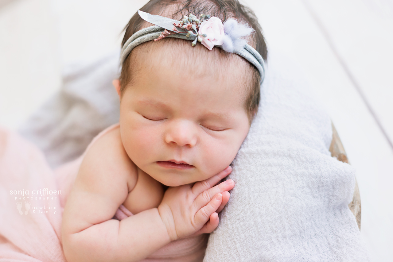 Alessia-Newborn-Brisbane-Newborn-Photographer-Sonja-Griffioen-12b.jpg