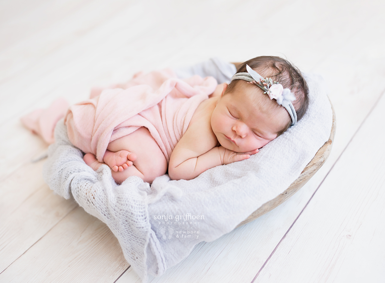 Alessia-Newborn-Brisbane-Newborn-Photographer-Sonja-Griffioen-14.jpg