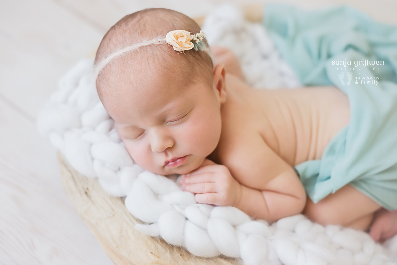 Alira-Newborn-Brisbane-Newborn-Photographer-Sonja-Griffioen-09.jpg