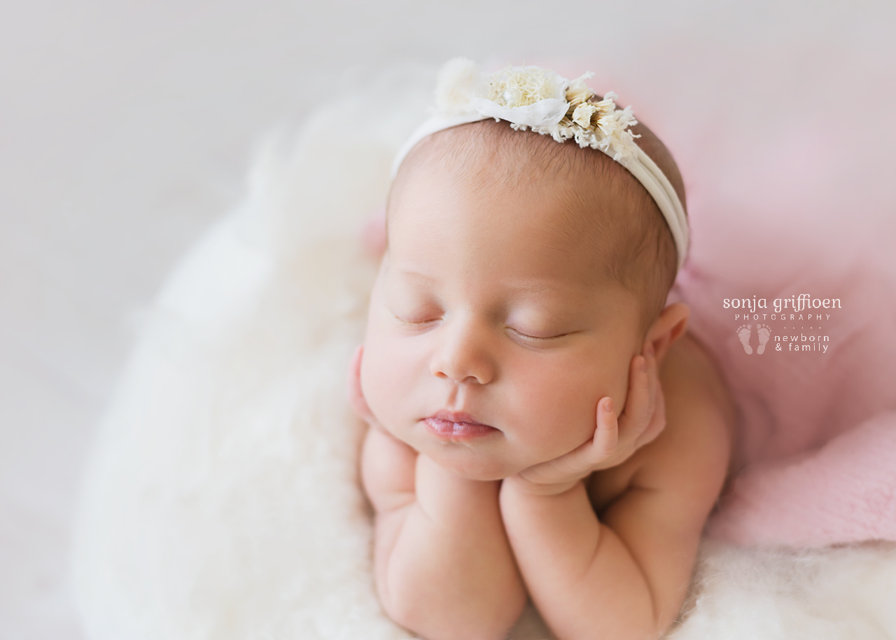 Alira-Newborn-Brisbane-Newborn-Photographer-Sonja-Griffioen-21.jpg