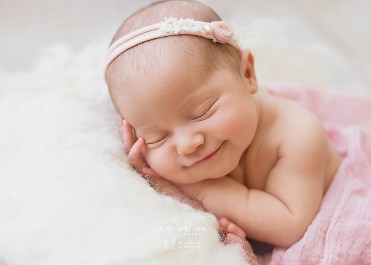 Alira-Newborn-Brisbane-Newborn-Photographer-Sonja-Griffioen-26.jpg