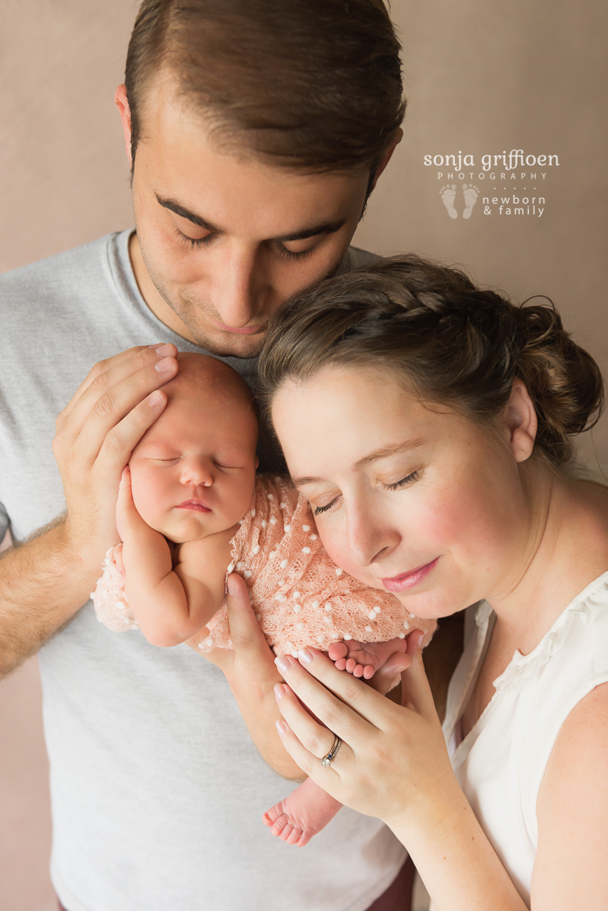 Amelia-Newborn-Brisbane-Newborn-Photographer-Sonja-Griffioen-13.jpg