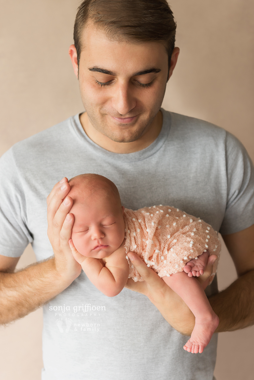 Amelia-Newborn-Brisbane-Newborn-Photographer-Sonja-Griffioen-17.jpg