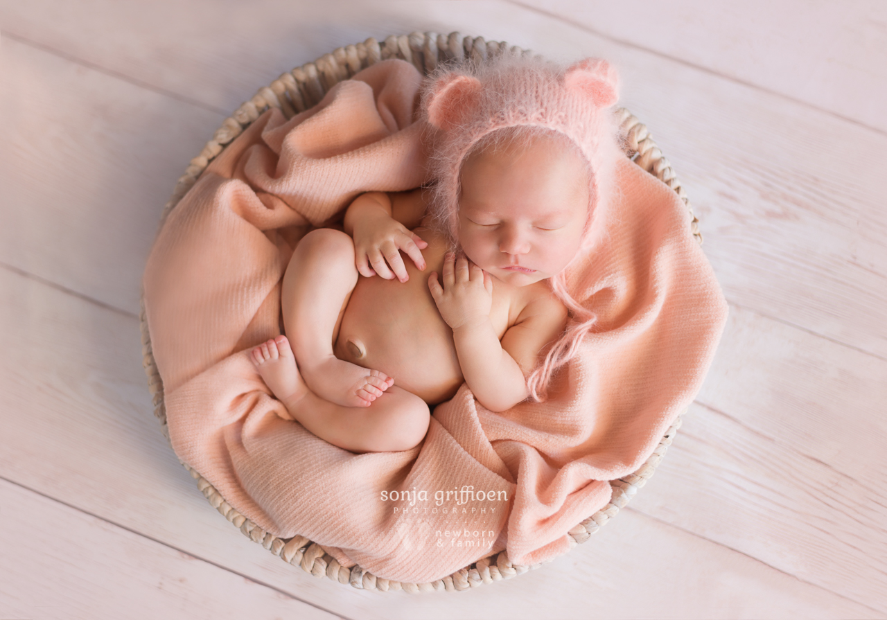 Amelia-Newborn-Brisbane-Newborn-Photographer-Sonja-Griffioen-20.jpg