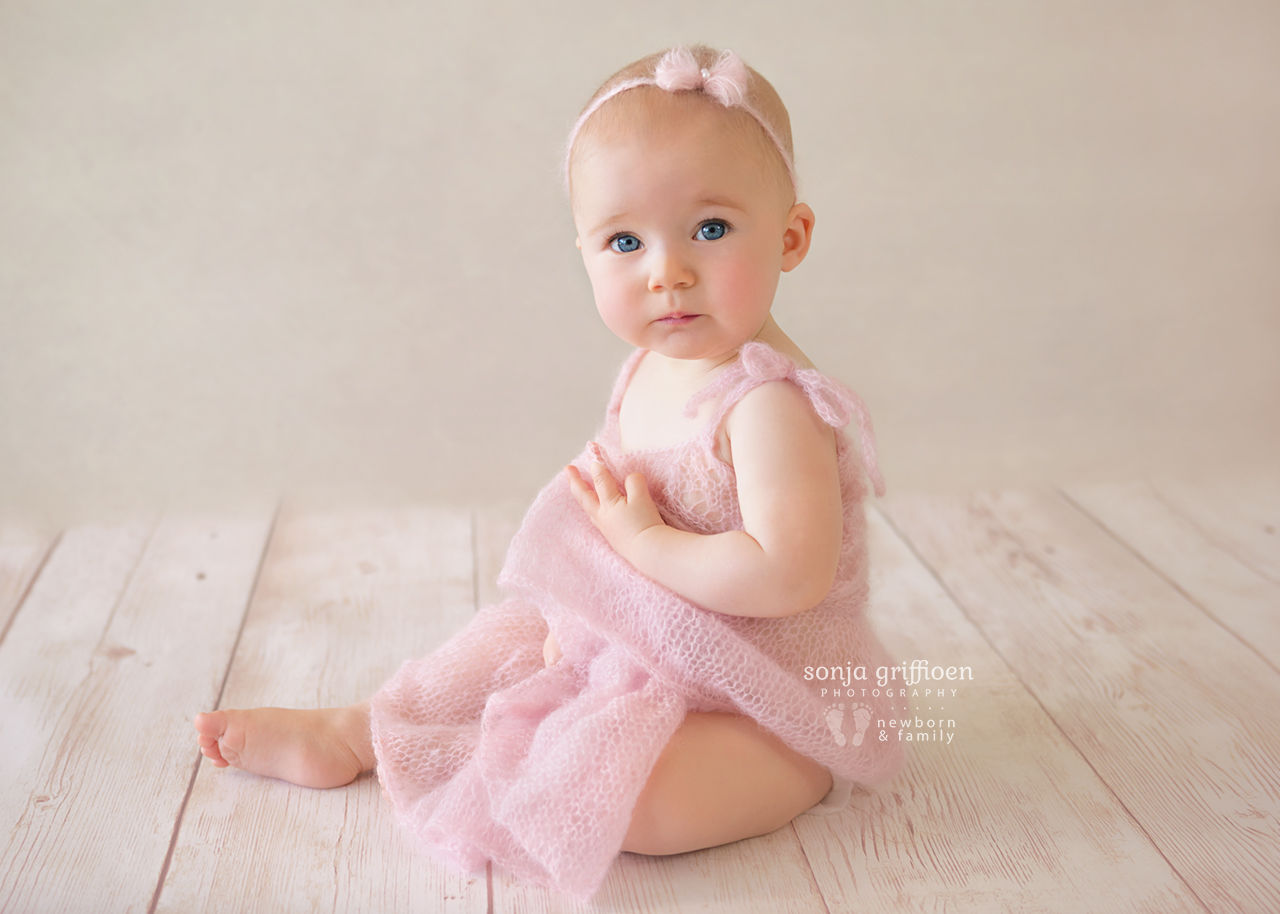 Amelia-Sitter-Brisbane-Newborn-Photographer-Sonja-Griffioen-03.jpg