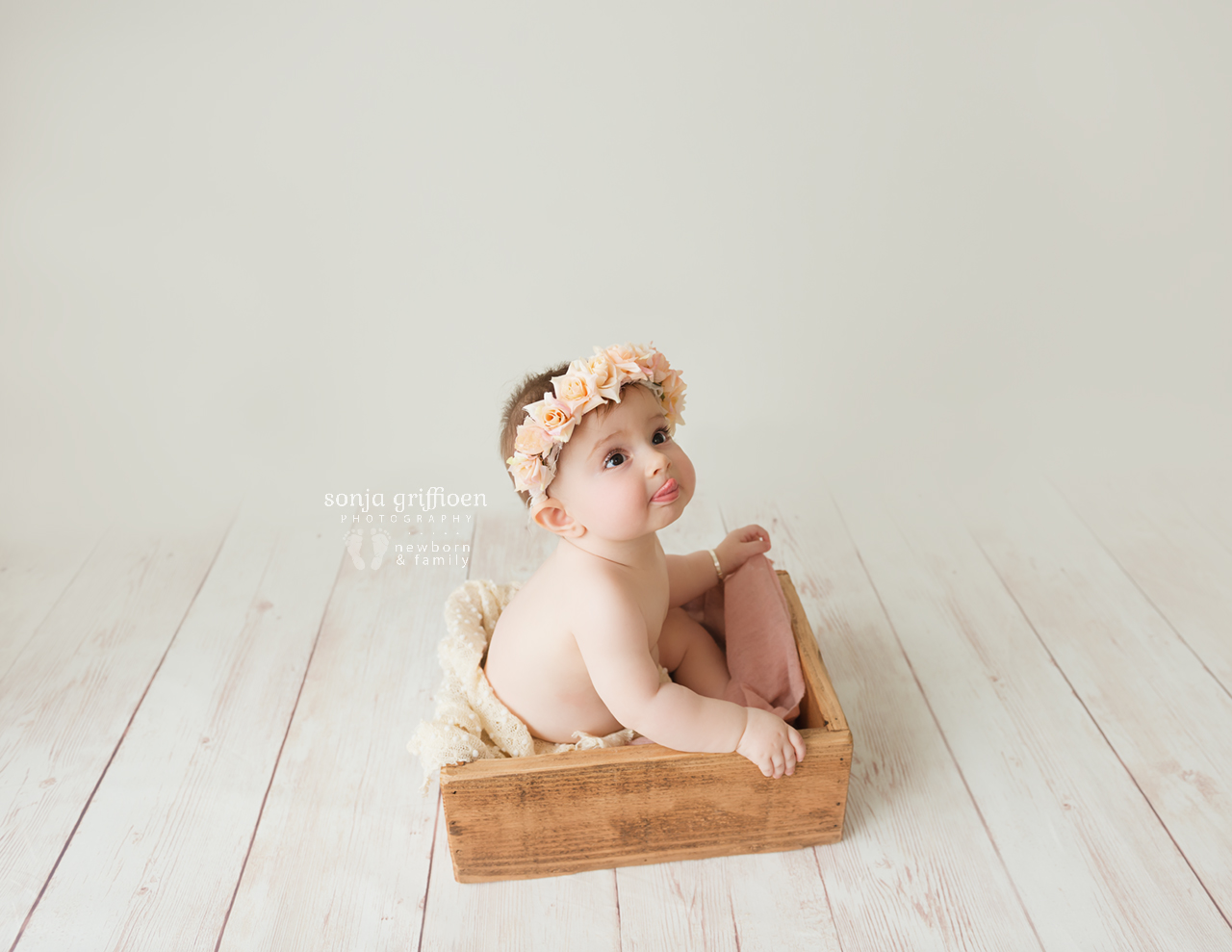 Annabella-Milestone-Brisbane-Baby-Photographer-Sonja-Griffioen-08.jpg