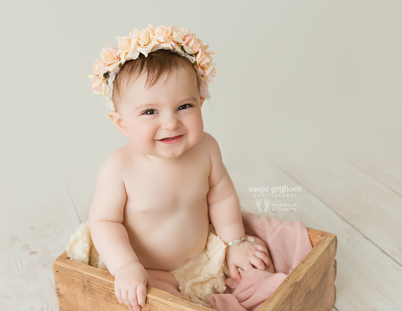 Annabella-Milestone-Brisbane-Baby-Photographer-Sonja-Griffioen-09.jpg