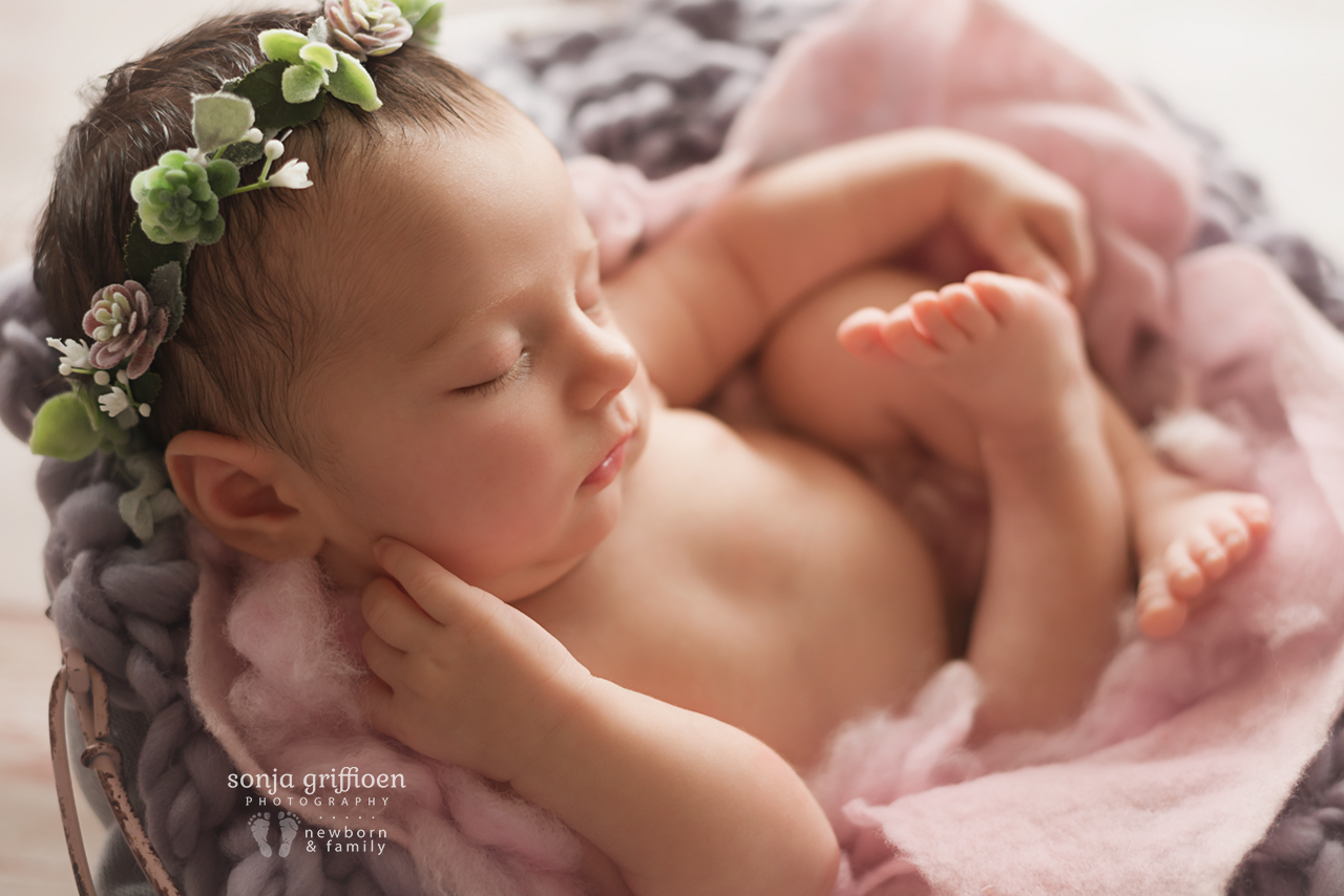 Annabella-Newborn-Brisbane-Newborn-Photographer-Sonja-Griffioen-25.jpg