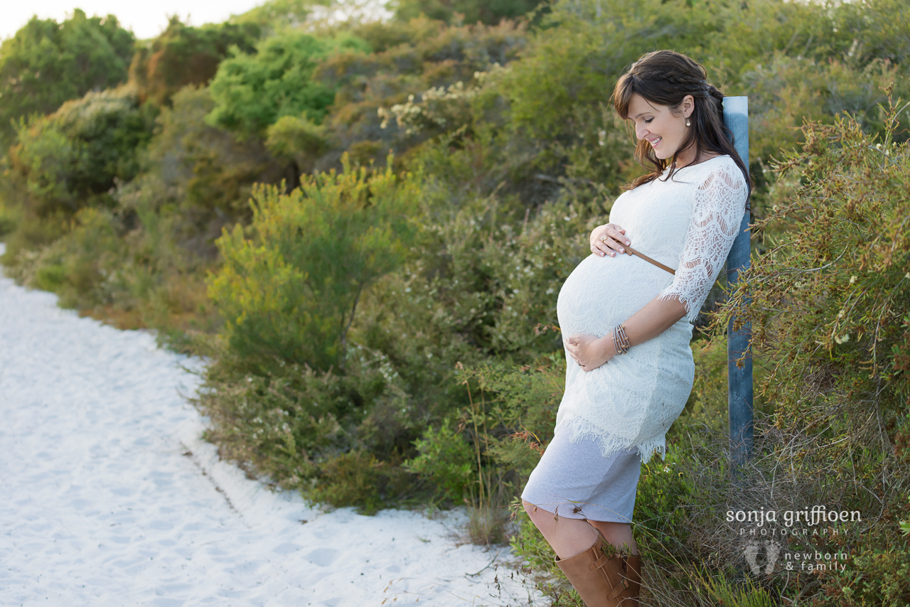 Annamaria-Maternity-Brisbane-Newborn-Photographer-Sonja-Griffioen-06.jpg