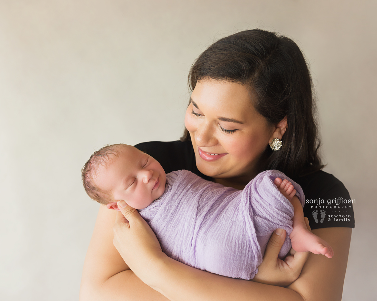 Anneke-Newborn-Brisbane-Newborn-Photographer-Sonja-Griffioen-01.jpg