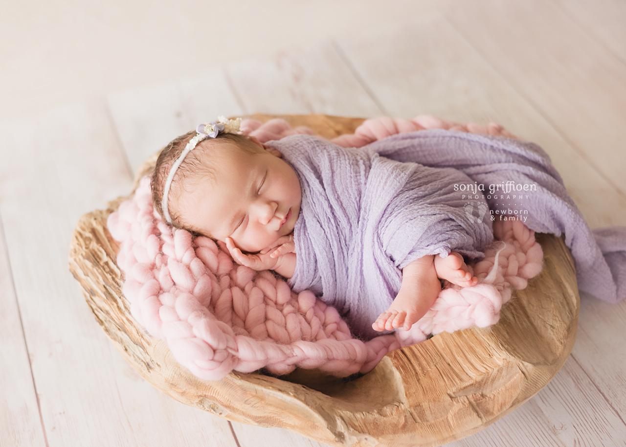 Anneke-Newborn-Brisbane-Newborn-Photographer-Sonja-Griffioen-08.jpg