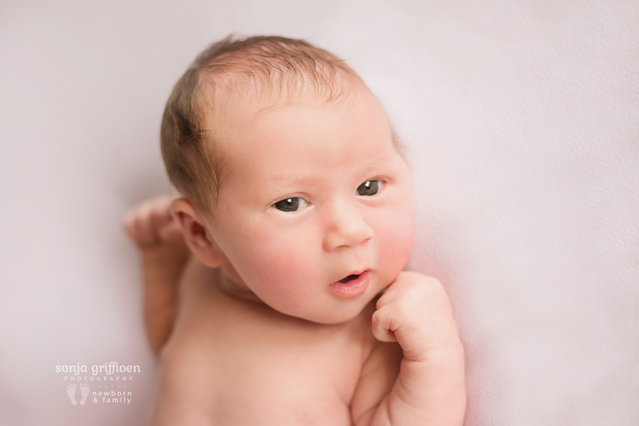 Anneke-Newborn-Brisbane-Newborn-Photographer-Sonja-Griffioen-14.jpg