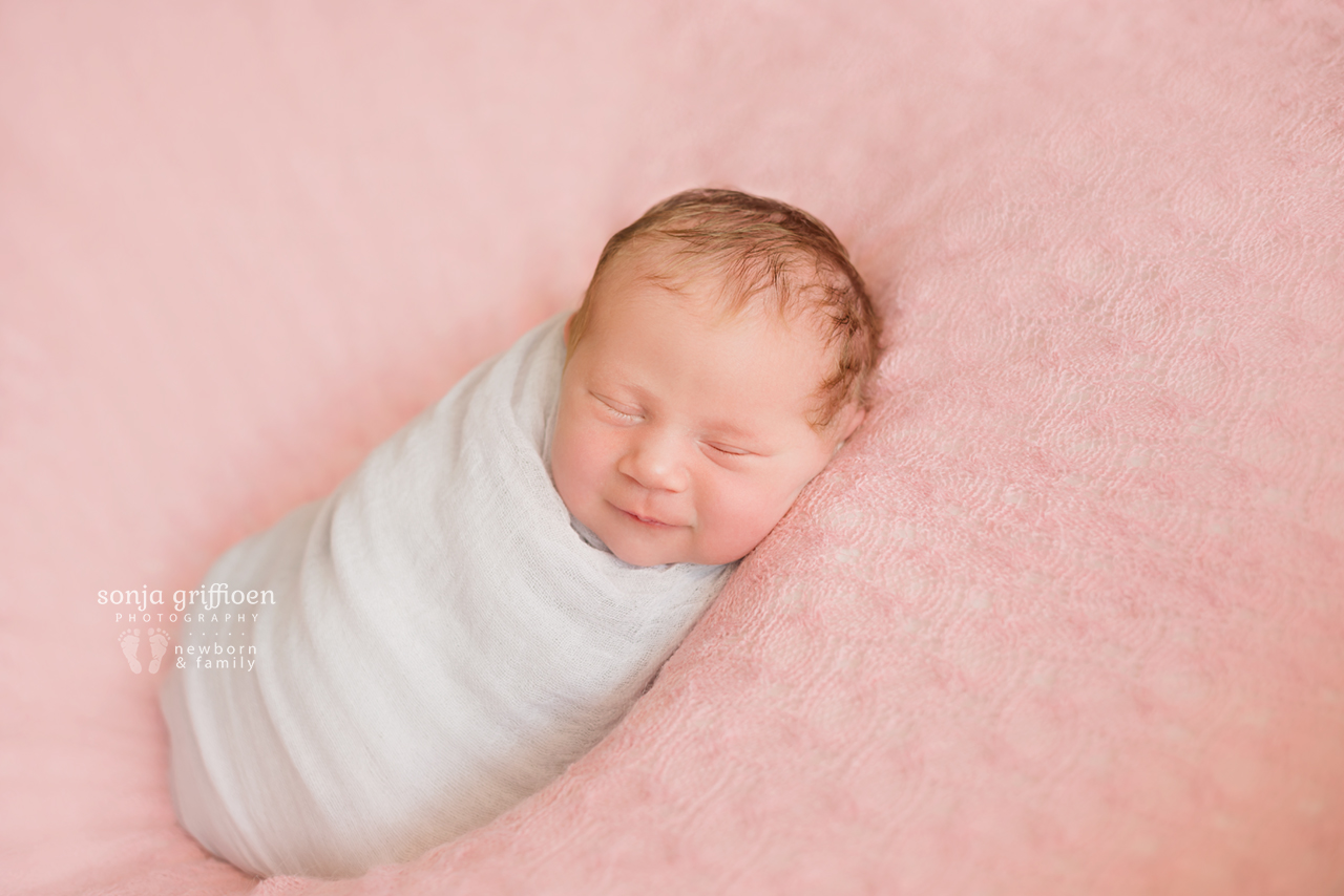 Anneke-Newborn-Brisbane-Newborn-Photographer-Sonja-Griffioen-17.jpg