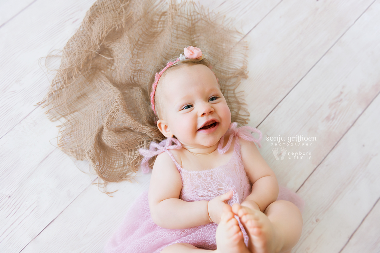 Arabella-Milestone-Brisbane-Newborn-Photographer-Sonja-Griffioen-25.jpg