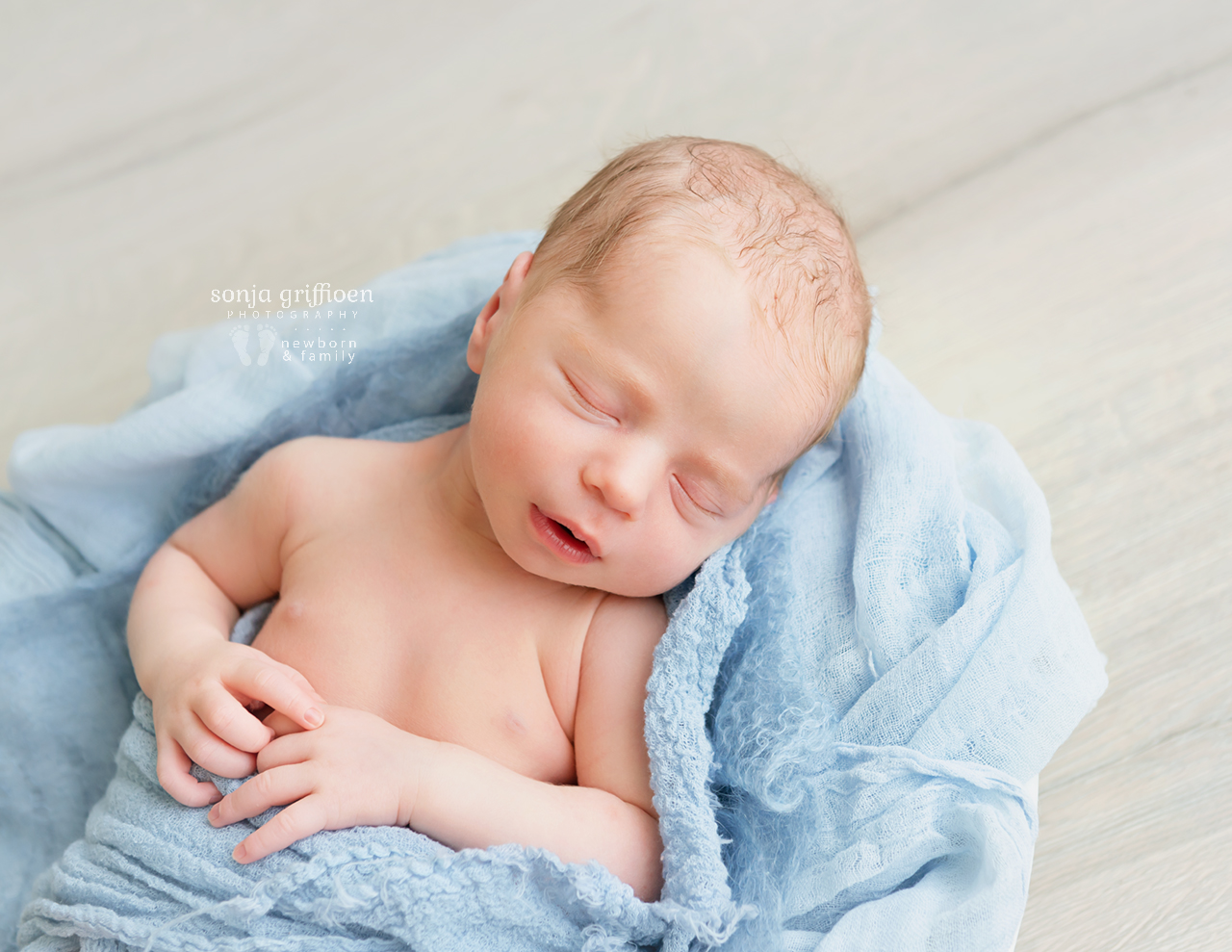 Archie-Newborn-Brisbane-Newborn-Photographer-Sonja-Griffioen-17b.jpg