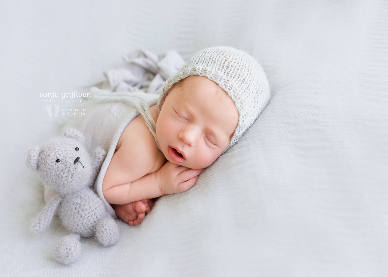 Archie-Newborn-Brisbane-Newborn-Photographer-Sonja-Griffioen-21b.jpg