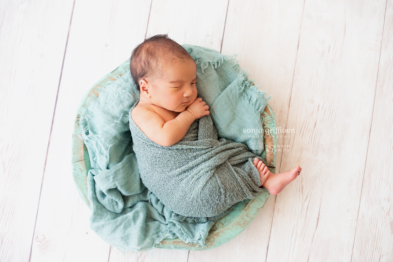 Ari-Newborn-Brisbane-Newborn-Photographer-Sonja-Griffioen-05.jpg