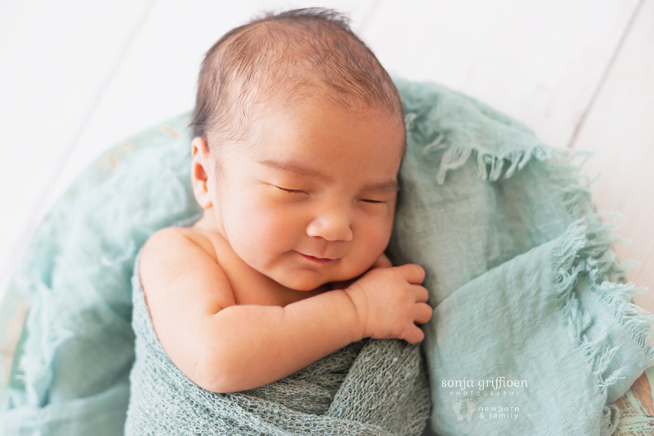 Ari-Newborn-Brisbane-Newborn-Photographer-Sonja-Griffioen-06.jpg