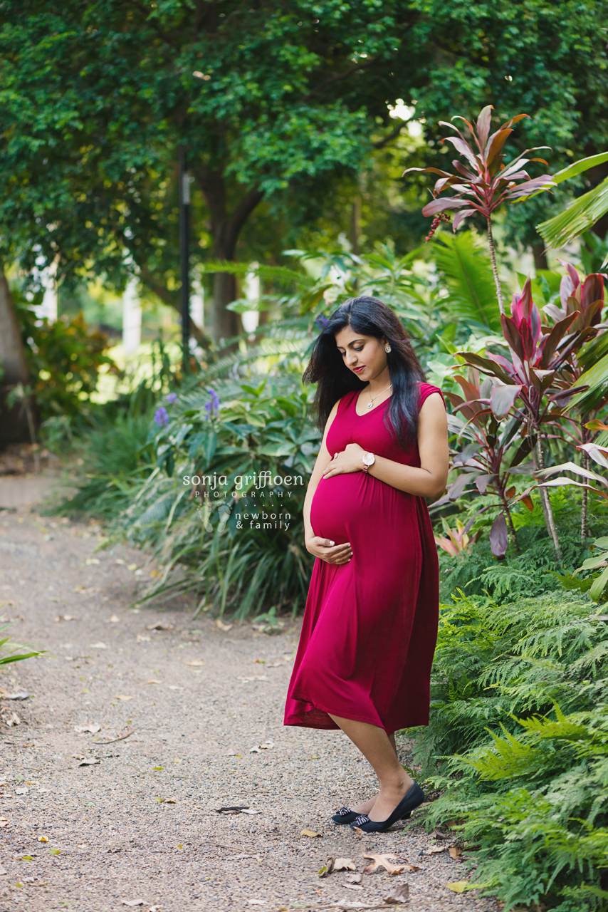 Aswini-Maternity-Brisbane-Newborn-Photographer-Sonja-Griffioen-01.jpg