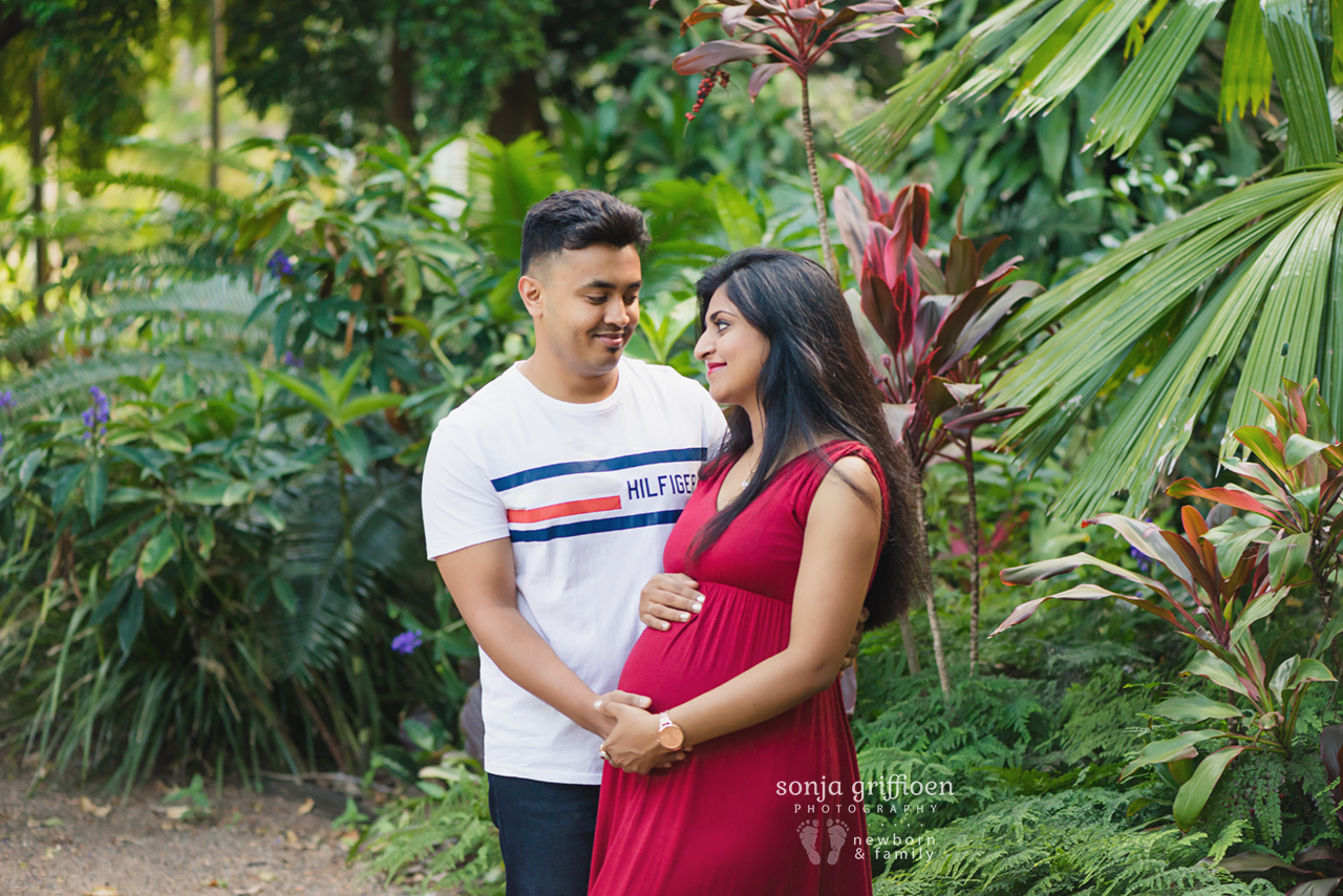 Aswini-Maternity-Brisbane-Newborn-Photographer-Sonja-Griffioen-04.jpg