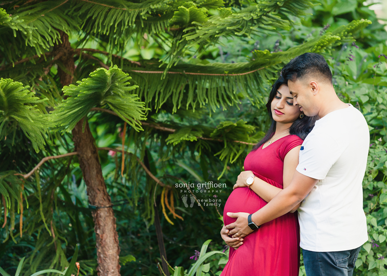 Aswini-Maternity-Brisbane-Newborn-Photographer-Sonja-Griffioen-11.jpg