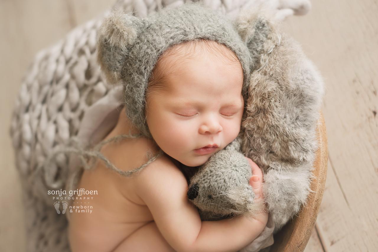 August-Newborn-Brisbane-Newborn-Photographer-Sonja-Griffioen-07.jpg