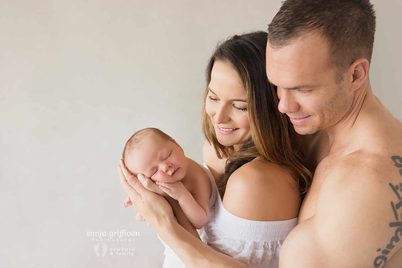 Bobby-Newborn-Brisbane-Newborn-Photographer-Sonja-Griffioen-07.jpg