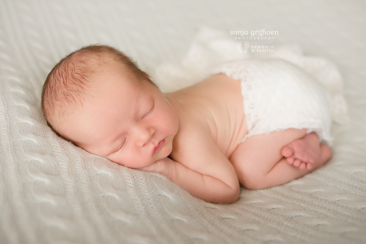 Bobby-Newborn-Brisbane-Newborn-Photographer-Sonja-Griffioen-30.jpg