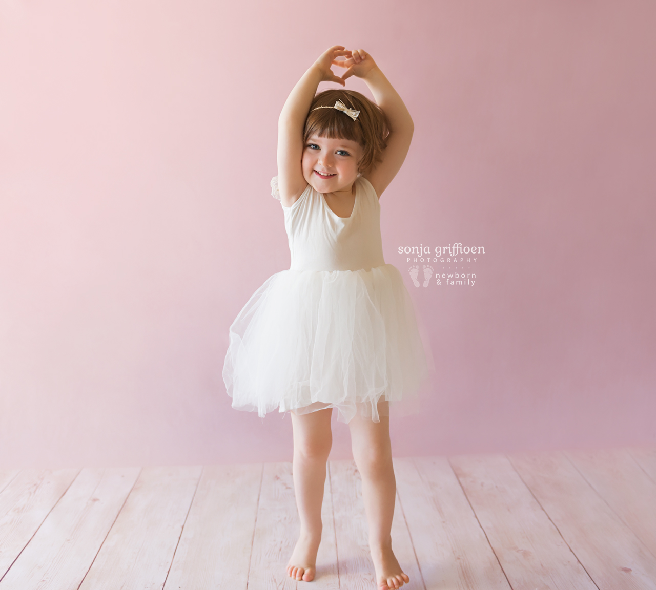 Bonnie-3-years-Brisbane-baby-child-photographer-Sonja-Griffioen-01.jpg