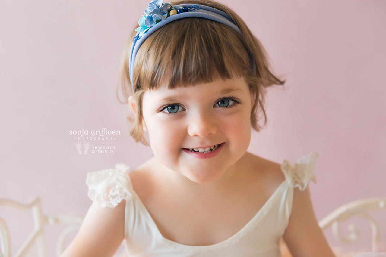 Bonnie-3-years-Brisbane-baby-child-photographer-Sonja-Griffioen-06.jpg