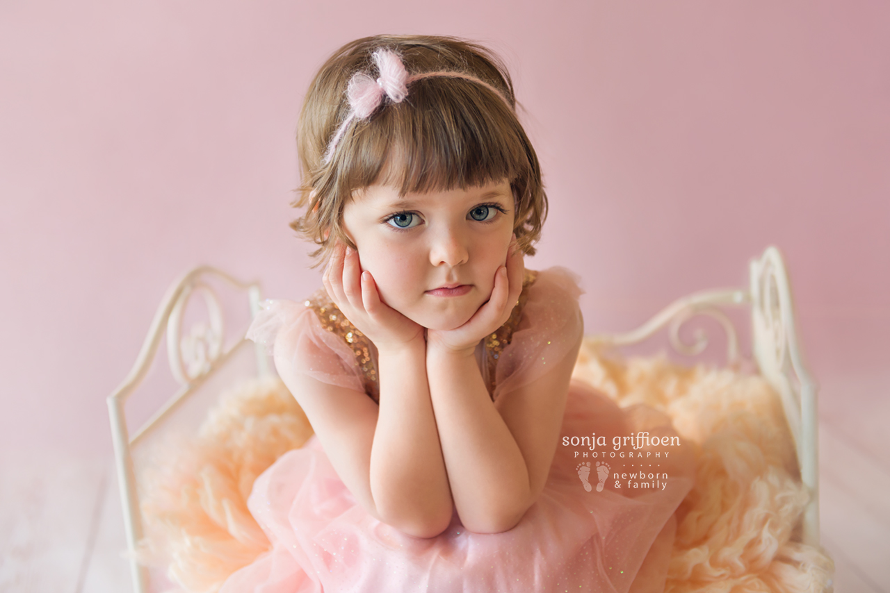 Bonnie-3-years-Brisbane-baby-child-photographer-Sonja-Griffioen-07.jpg