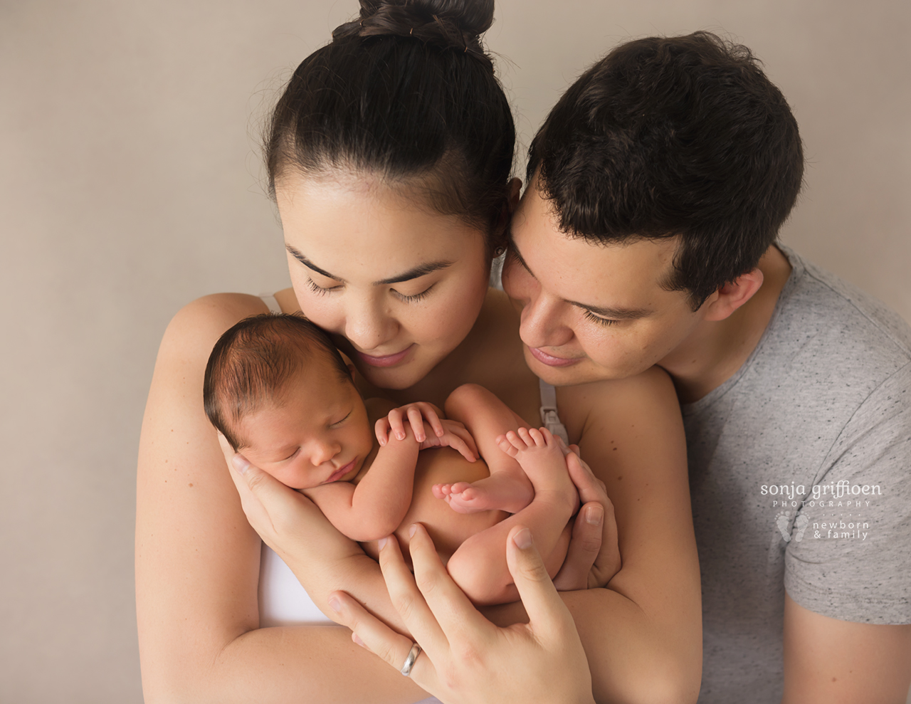 Caleb-Newborn-Brisbane-Newborn-Photographer-Sonja-Griffioen-03.jpg