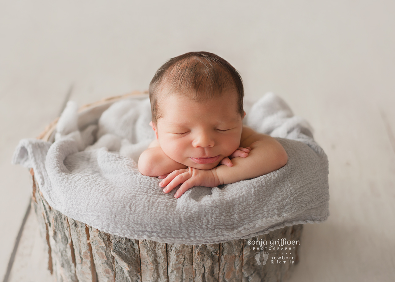 Caleb-Newborn-Brisbane-Newborn-Photographer-Sonja-Griffioen-18.jpg