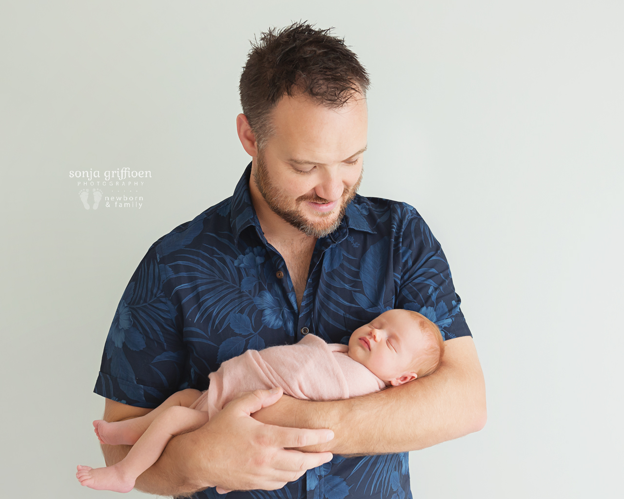 Caleigh-Newborn-Brisbane-Newborn-Photographer-Sonja-Griffioen-08b.jpg