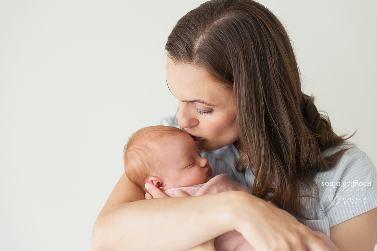 Caleigh-Newborn-Brisbane-Newborn-Photographer-Sonja-Griffioen-12.jpg