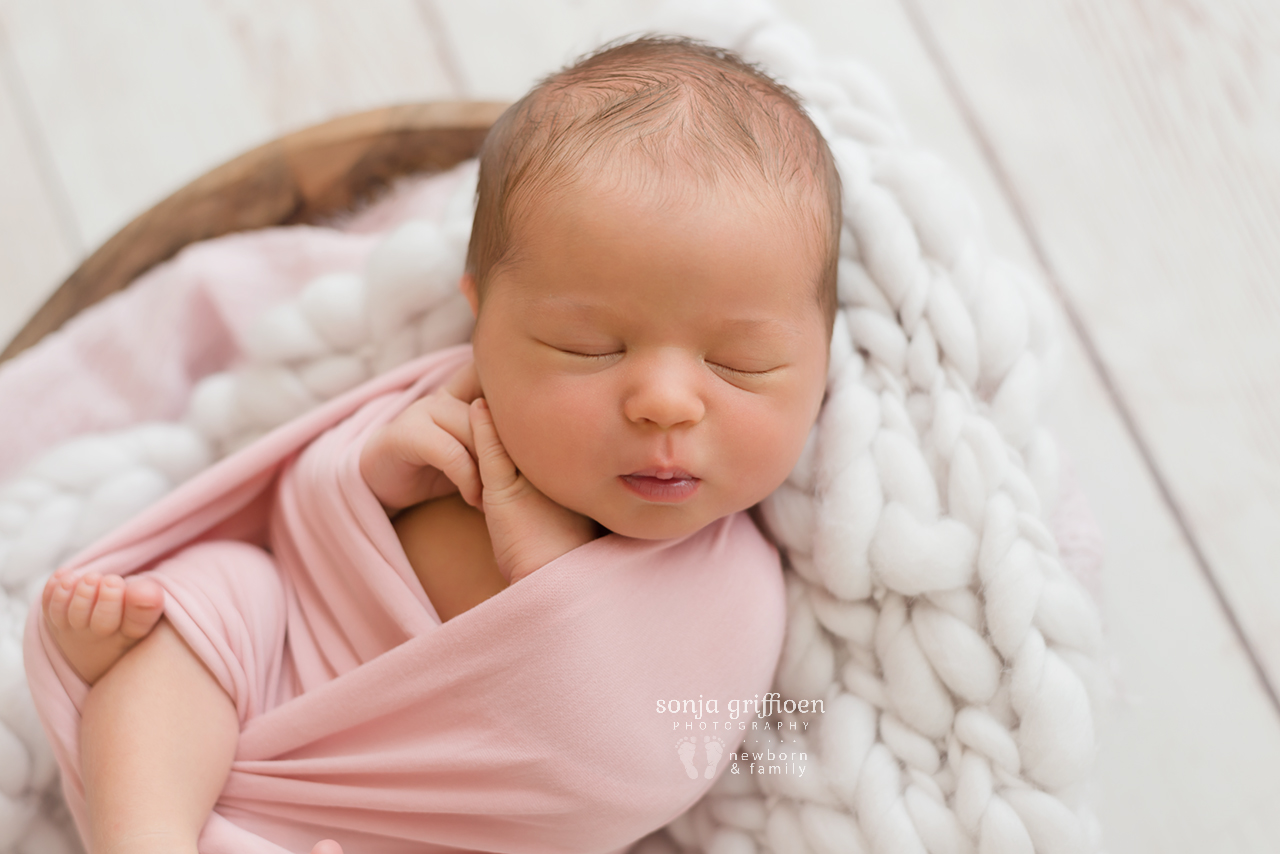 Charlotte-Newborn-Brisbane-Newborn-Photographer-Sonja-Griffioen-04.jpg