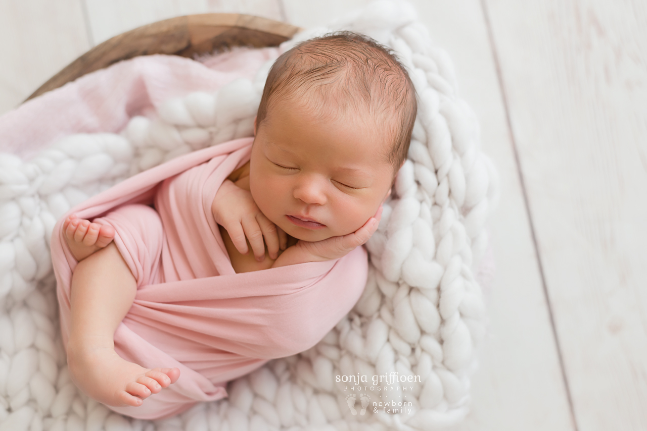 Charlotte-Newborn-Brisbane-Newborn-Photographer-Sonja-Griffioen-11.jpg