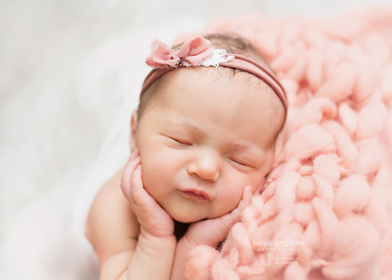 Chloe-Newborn-Brisbane-Newborn-Photographer-Sonja-Griffioen-15.jpg