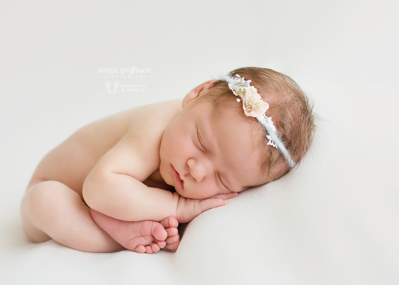 Cleo-Newborn-Brisbane-Newborn-Photographer-Sonja-Griffioen-14.jpg