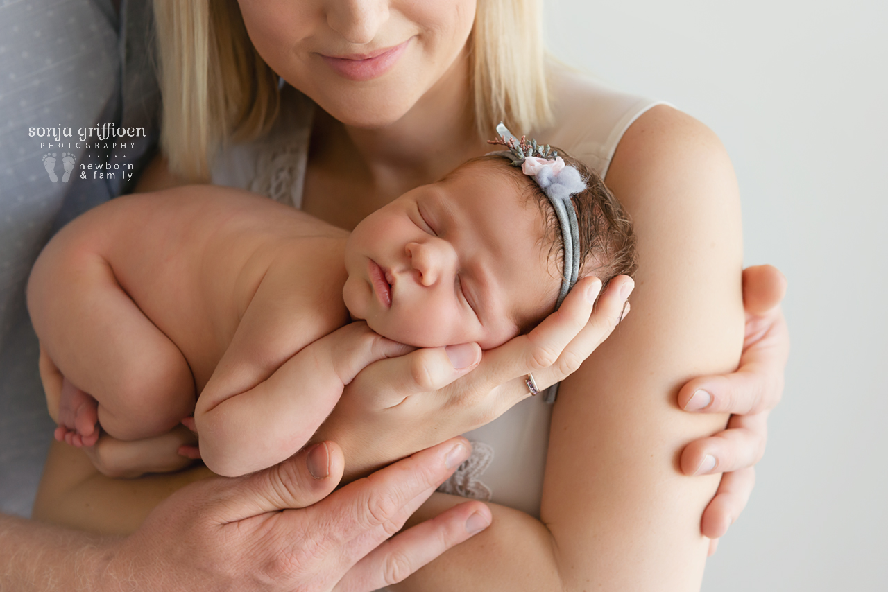 Cleo-Newborn-Brisbane-Newborn-Photographer-Sonja-Griffioen-19.jpg