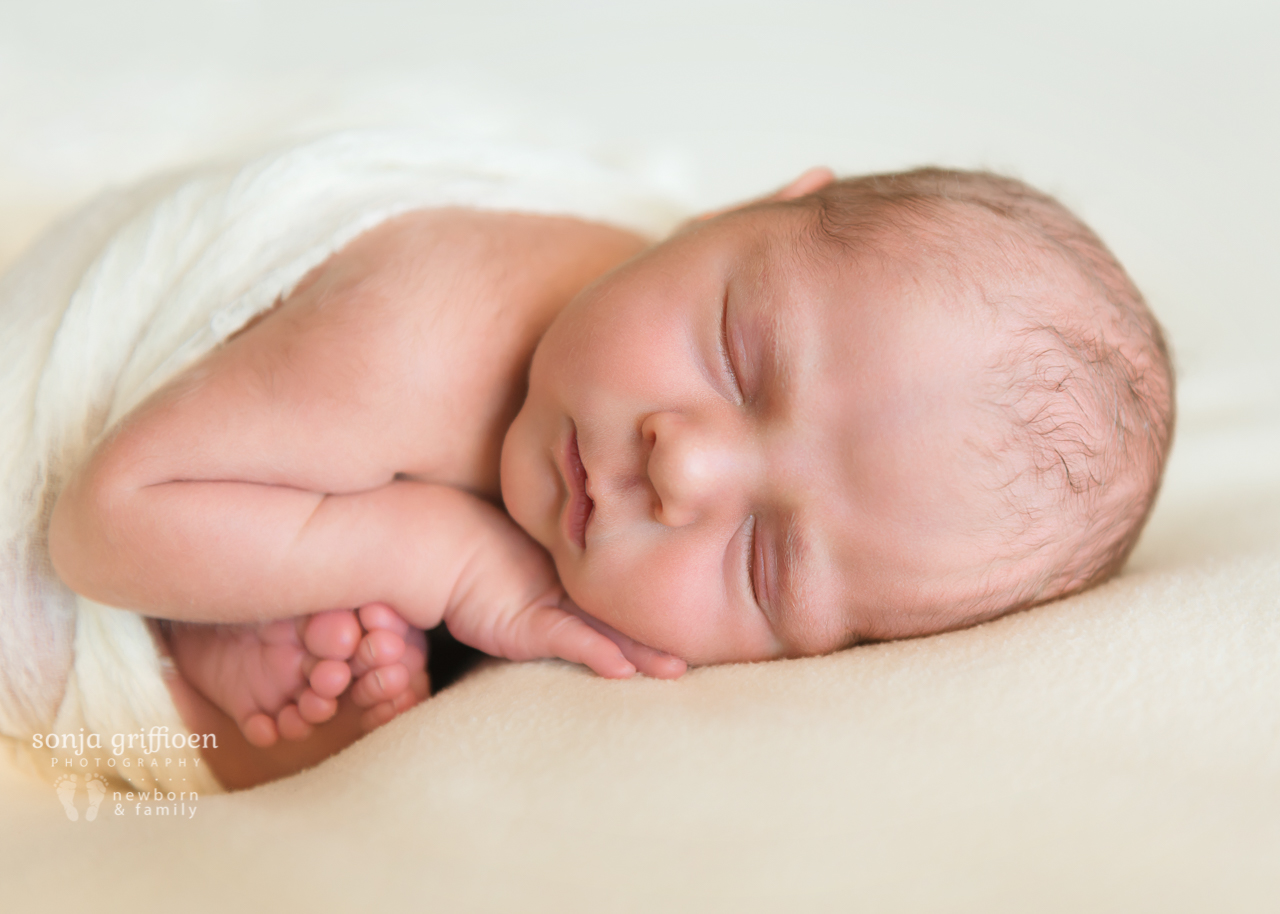 Connor-Newborn-Brisbane-Newborn-Photographer-Sonja-Griffioen-18.jpg